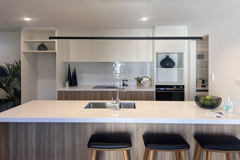 Photo of property in 2/14 Woodhouse Street, Linwood, Christchurch, 8062