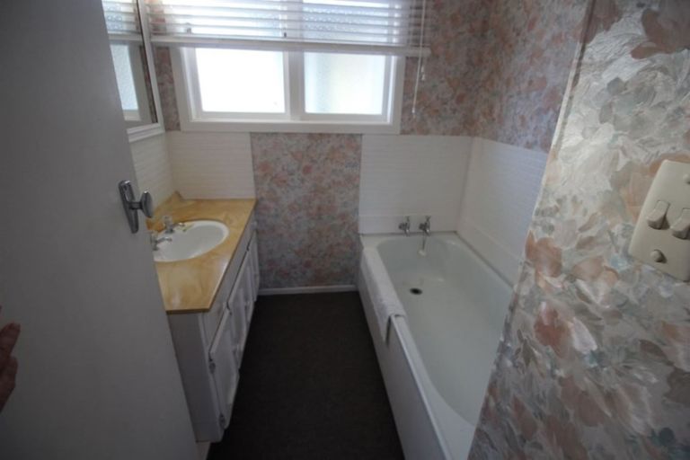 Photo of property in 32 Kowhai Place, Tokoroa, 3420