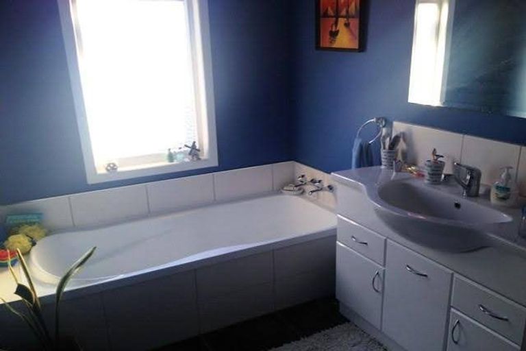 Photo of property in 6 Winifred Street, Napier South, Napier, 4110