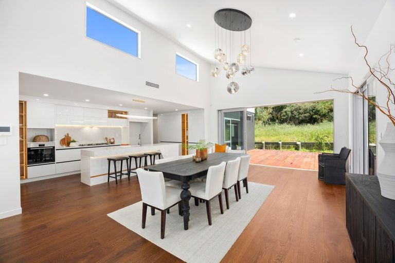 Photo of property in 46 Streamview Way, Long Bay, 0792