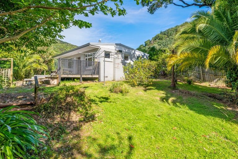 Photo of property in 59 York Street, Picton, 7220