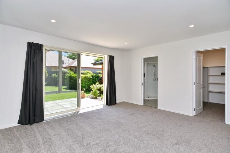 Photo of property in 42 Woodhurst Drive, Casebrook, Christchurch, 8051