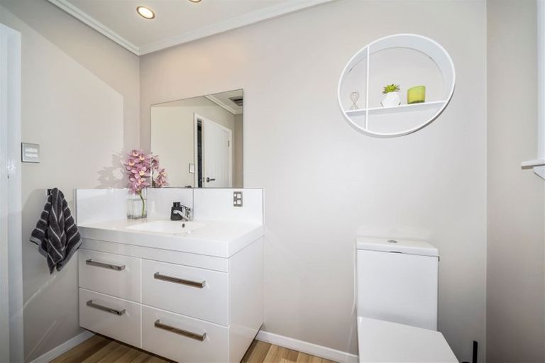 Photo of property in 2 Maire Street, Hawera, 4610