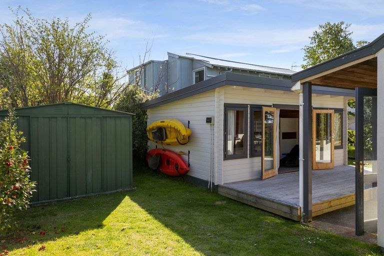 Photo of property in 14 Motuoapa Esplanade, Motuoapa, 3382