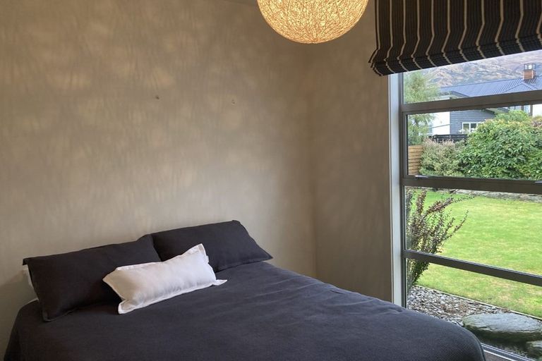 Photo of property in 17 Daniels Terrace, Wanaka, 9305