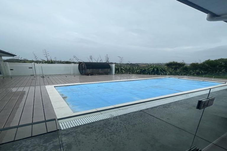 Photo of property in 11 Imperial Place, Flat Bush, Auckland, 2019