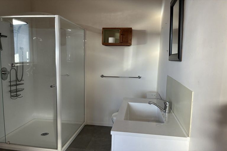 Photo of property in 35 Branxholm Street, Roxburgh, 9500