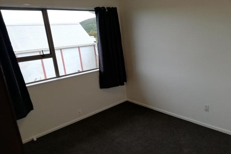 Photo of property in 105 Thurleigh Grove, Karori, Wellington, 6012