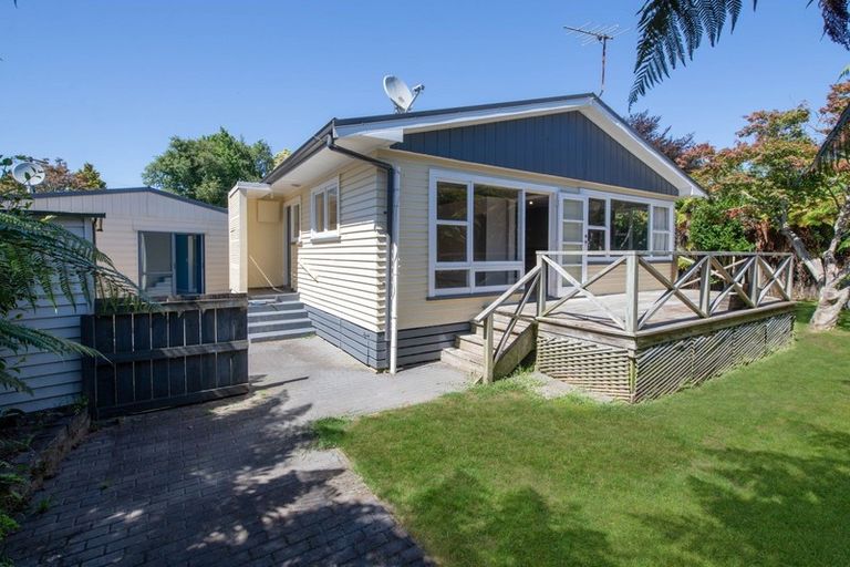 Photo of property in 37 Rutland Street, Utuhina, Rotorua, 3015