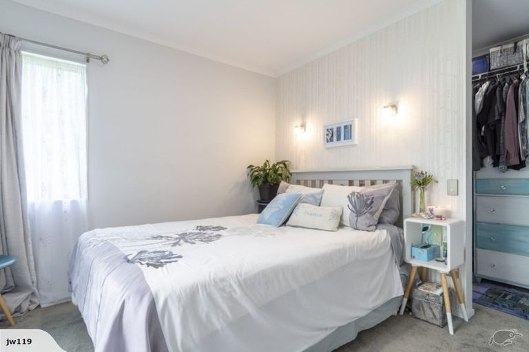 Photo of property in 11 Lakeview Quay, Pyes Pa, Tauranga, 3112