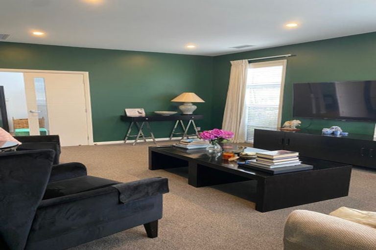 Photo of property in 153 Harbourside Drive, Karaka, Papakura, 2113