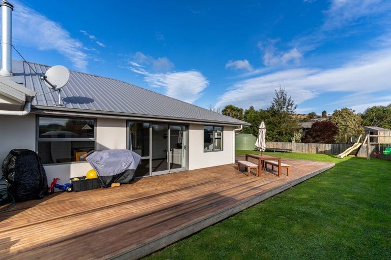 Photo of property in 6 Nore Street, Waihola, Milton, 9073