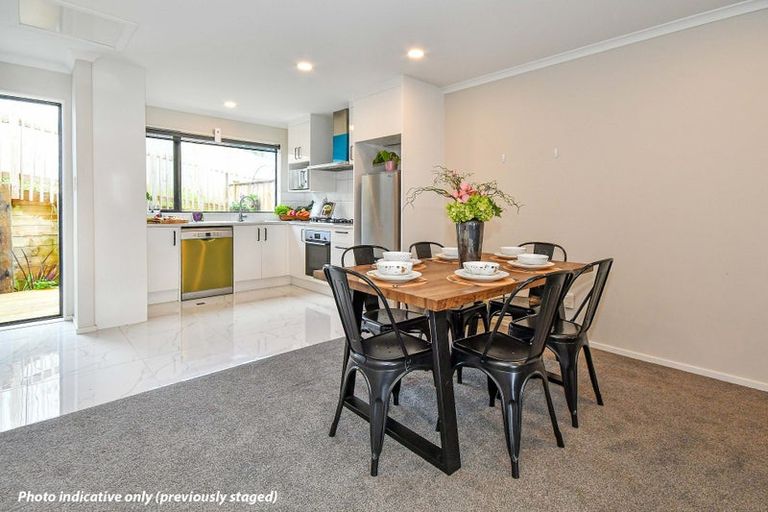 Photo of property in 27a Poruru Close, Papakura, 2110