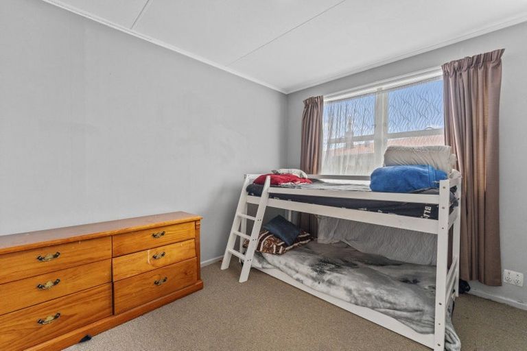 Photo of property in 13 Te Rangitautahanga Road, Turangi, 3334