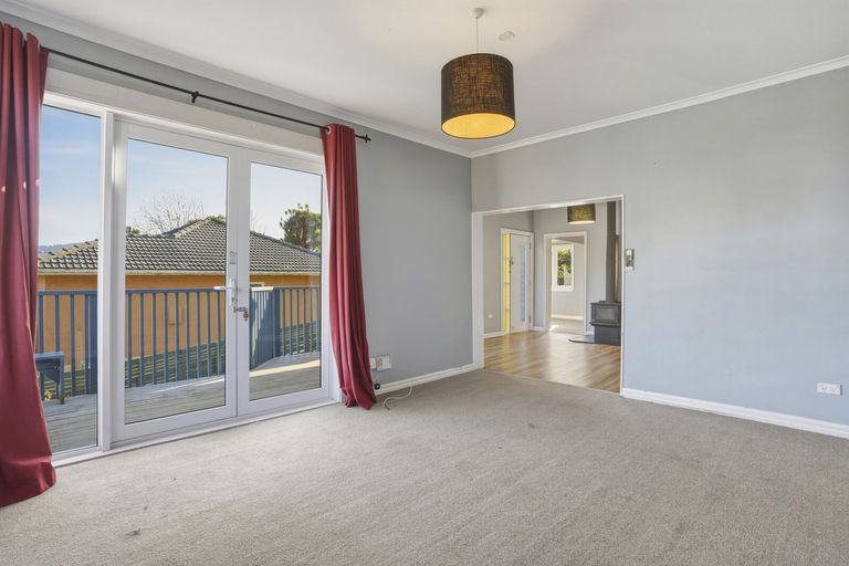 Photo of property in 7 Dickson Street, Macandrew Bay, Dunedin, 9014