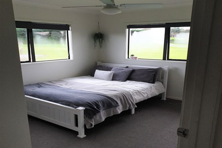 Photo of property in 16 Karioitahi Road, Waiuku, 2123