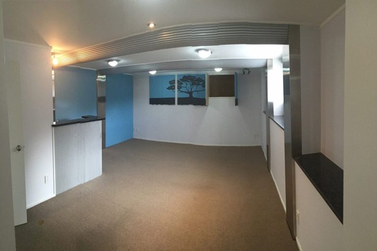 Photo of property in 14 Felstead Street, Birkenhead, Auckland, 0626