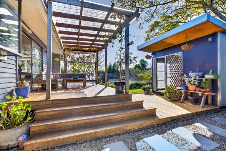 Photo of property in 43 Upham Street, Havelock North, 4130