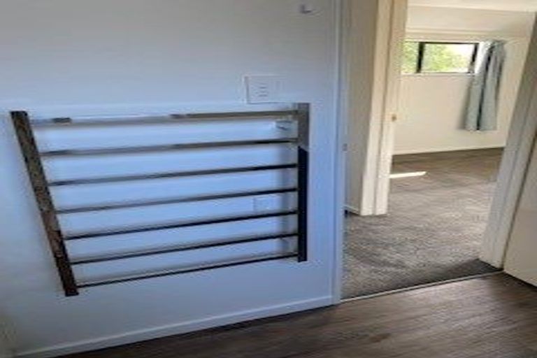 Photo of property in 10 Mayfair Street, Riccarton, Christchurch, 8011