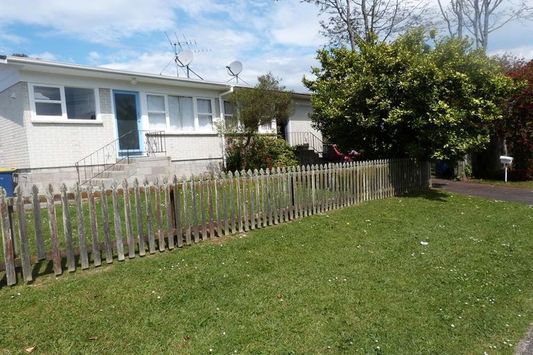 Photo of property in 1a Elliott Avenue, Bayview, Auckland, 0629
