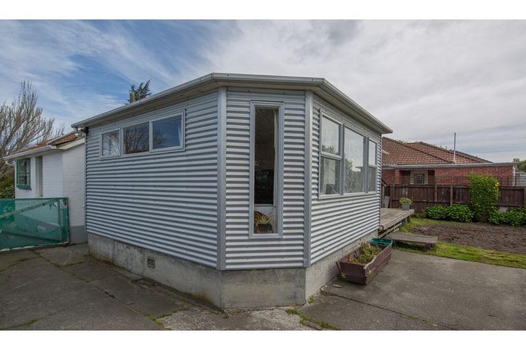 Photo of property in 593 Ferry Road, Woolston, Christchurch, 8023