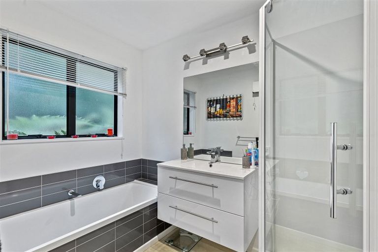 Photo of property in 36 Oregon Place, Burwood, Christchurch, 8061