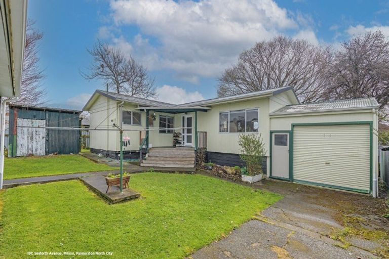 Photo of property in 19 Seaforth Avenue, Milson, Palmerston North, 4414