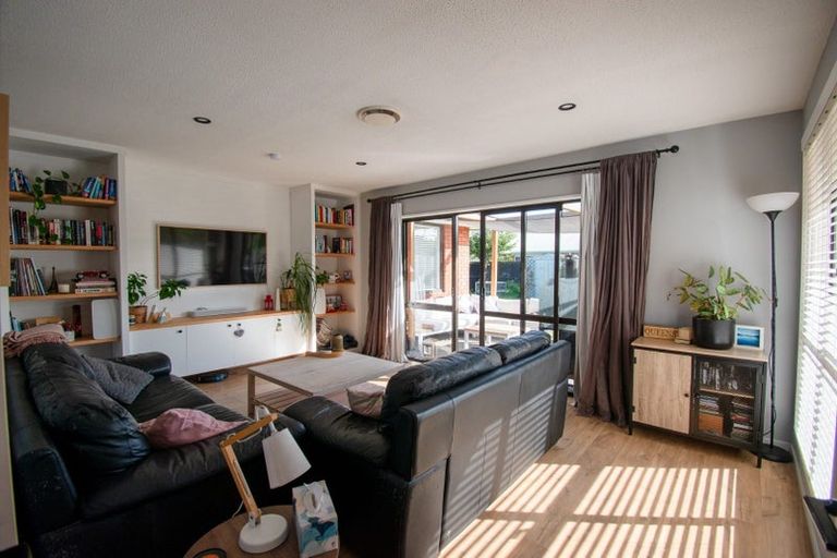 Photo of property in 5 Sea Eagles Place, North New Brighton, Christchurch, 8083