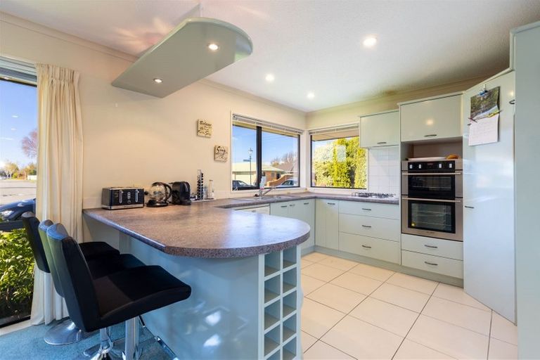 Photo of property in 55 Rempstone Drive, Halswell, Christchurch, 8025