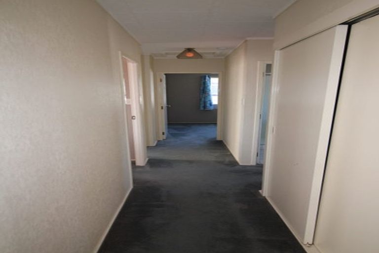 Photo of property in 48 Mercury Way, Whitby, Porirua, 5024