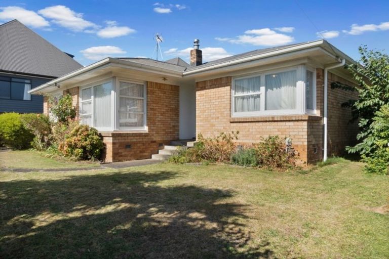 Photo of property in 16 Beaumont Street, Hamilton East, Hamilton, 3216