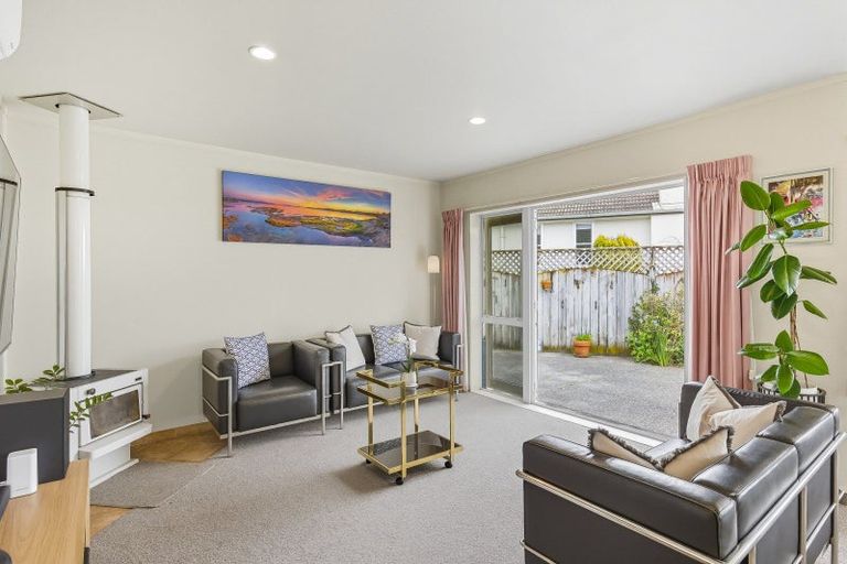 Photo of property in 174 Bath Street, Levin, 5510