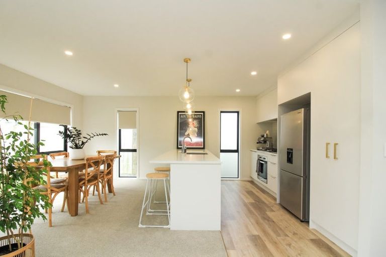 Photo of property in 1b Moore Street, Trentham, Upper Hutt, 5018