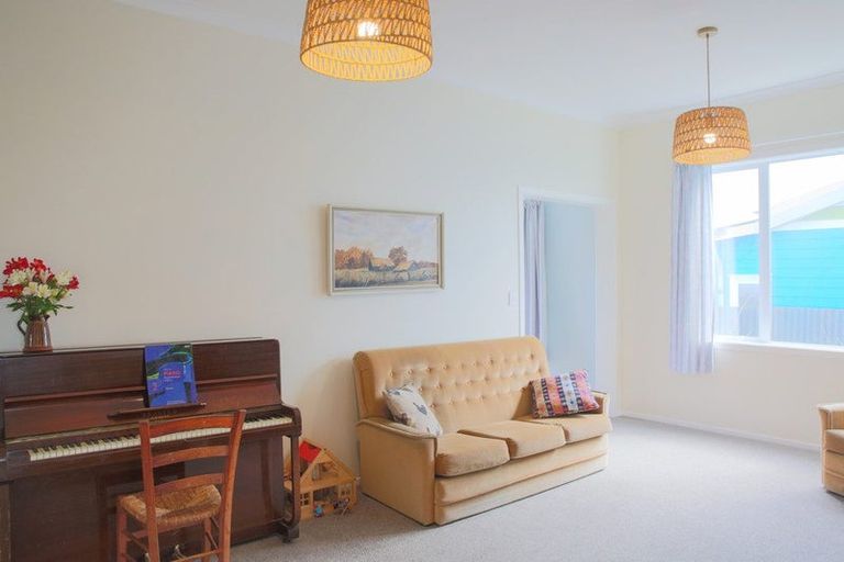 Photo of property in 11 Boyne Street, Clifton, Invercargill, 9812