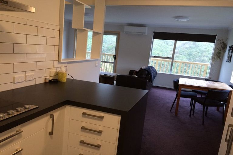Photo of property in 53b Mandalay Terrace, Khandallah, Wellington, 6035