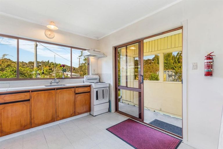 Photo of property in 133 Bays Road, Orere Point, Papakura, 2585
