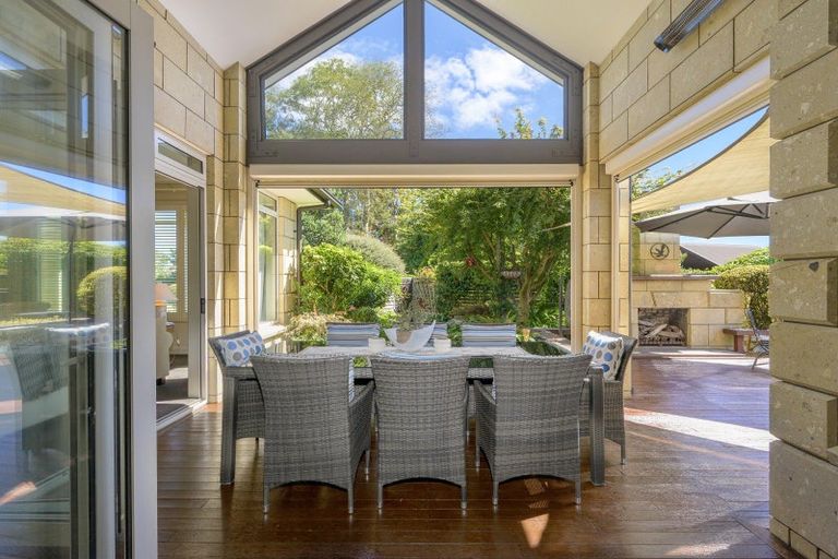 Photo of property in 18 Jarrah Park Drive, Pyes Pa, Tauranga, 3112