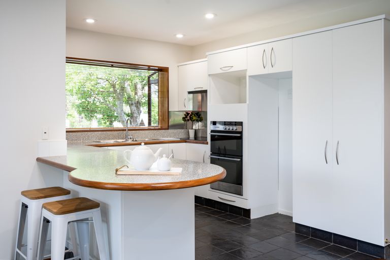 Photo of property in 51 Westgrove Avenue, Avonhead, Christchurch, 8042