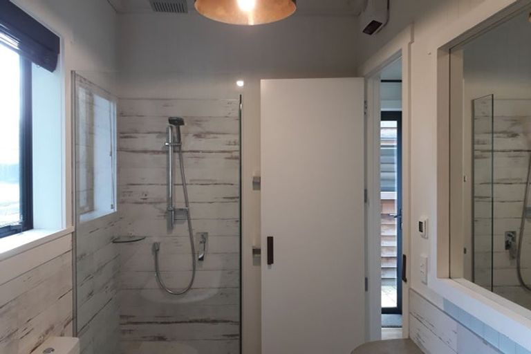 Photo of property in 14 Arran Lane, Jacks Point, Queenstown, 9371