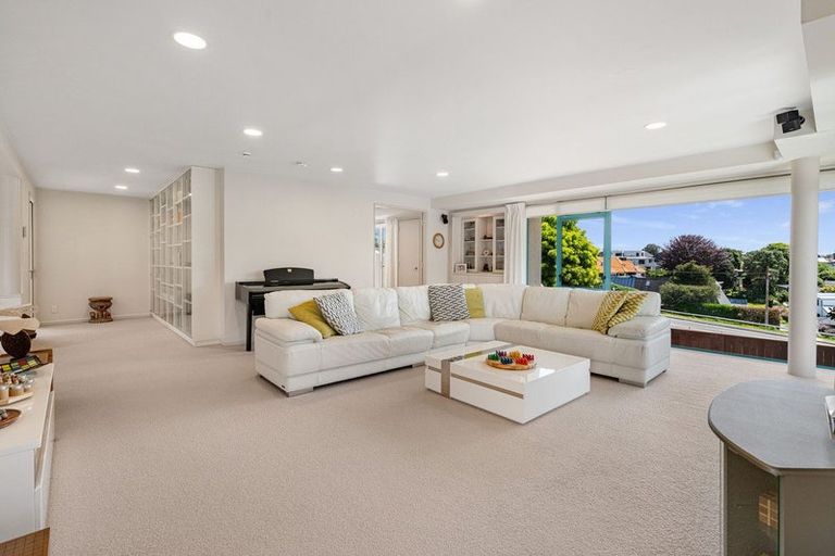 Photo of property in 2 Kotare Crescent, Tauranga South, Tauranga, 3112