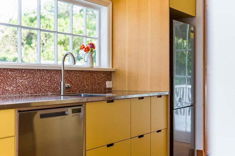 Photo of property in 54 Belvedere Road, Hataitai, Wellington, 6021