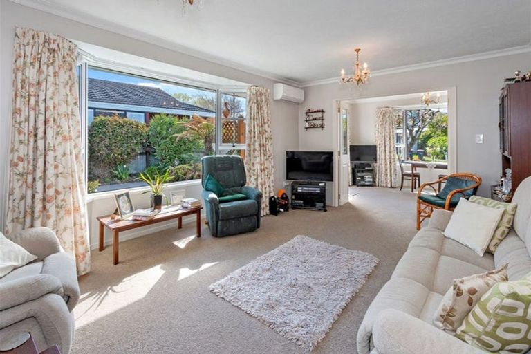 Photo of property in 9 Siska Place, Upper Riccarton, Christchurch, 8041