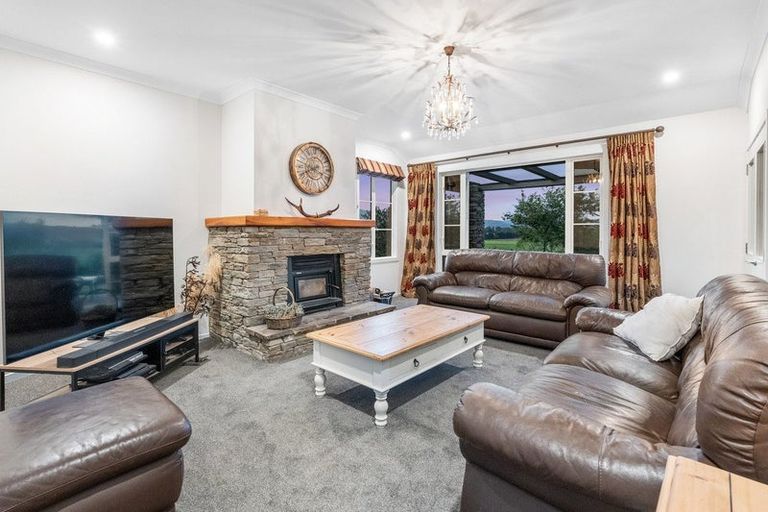 Photo of property in 59 Riverside Road, Allanton, Mosgiel, 9092