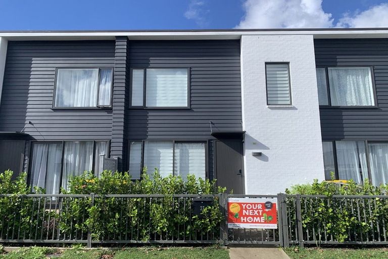 Photo of property in 27 Boyes Avenue, Whenuapai, Auckland, 0618