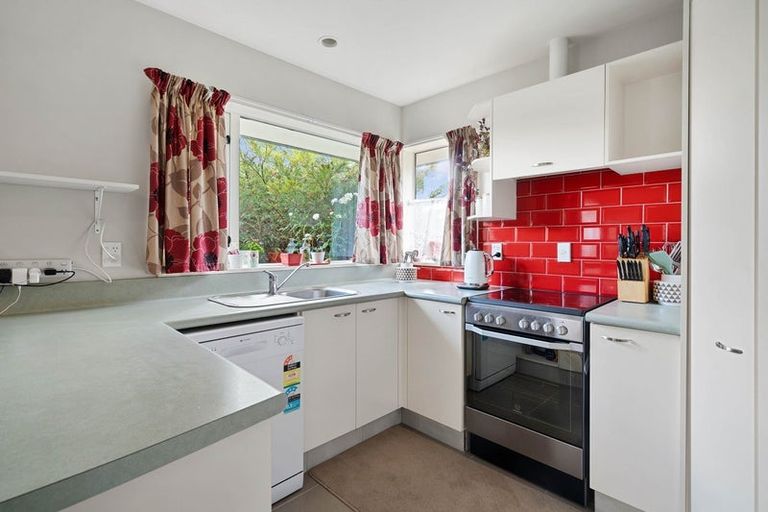 Photo of property in 1 Oakden Drive, Darfield, 7510