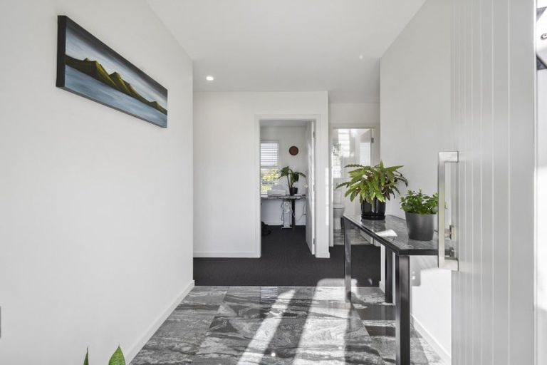 Photo of property in 172 Hendersons Line, Kelvin Grove, Palmerston North, 4470