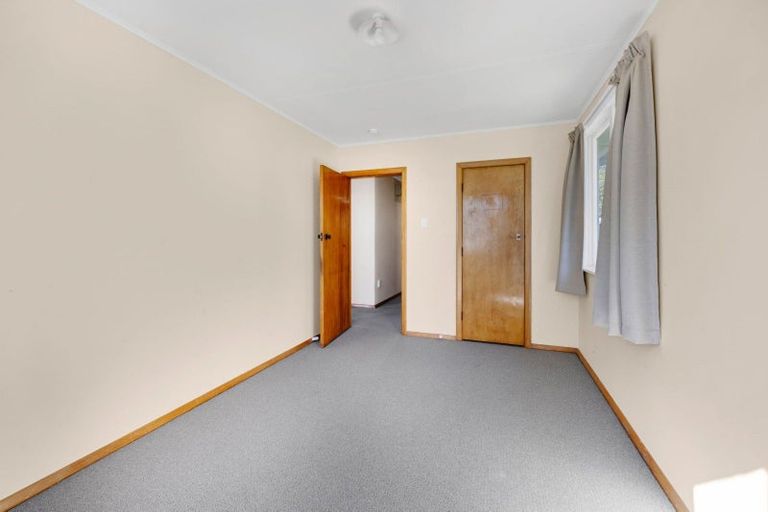Photo of property in 63 Cook Street, Marfell, New Plymouth, 4310