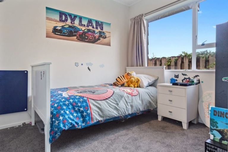 Photo of property in 37 Lachlan Drive, Dinsdale, Hamilton, 3204