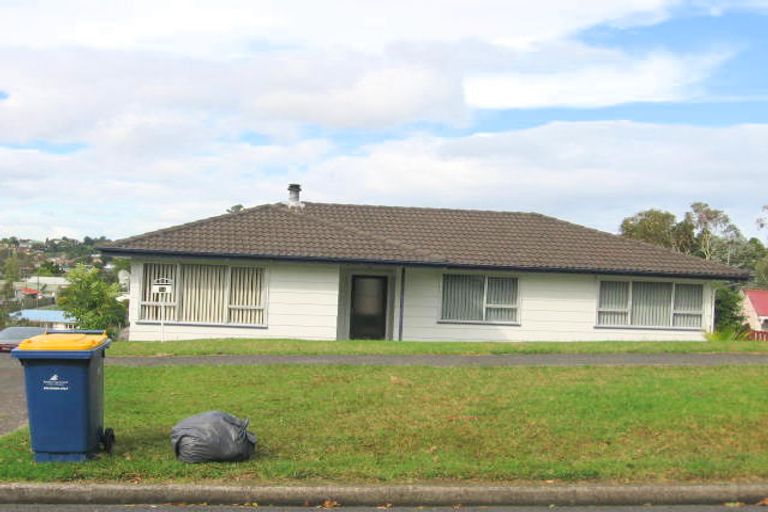 Photo of property in 34 Roick Parade, Glen Eden, Auckland, 0602