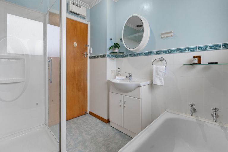 Photo of property in 239 Highcliff Road, Shiel Hill, Dunedin, 9013